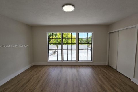 Touwnhouse à vendre à Miami, Floride: 3 chambres, 115.2 m2 № 1391610 - photo 28