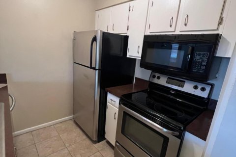 Condo in Fort Walton Beach, Florida, 2 bedrooms  № 562306 - photo 4