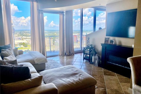 Condo in Orlando, Florida, 1 bedroom  № 1374727 - photo 8