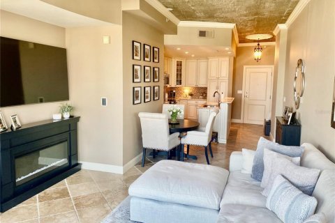 Condo in Orlando, Florida, 1 bedroom  № 1374727 - photo 9