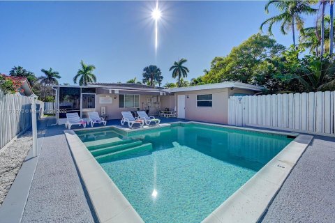 Villa ou maison à louer à Hollywood, Floride: 4 chambres, 176.51 m2 № 196303 - photo 28