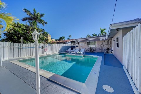 Villa ou maison à louer à Hollywood, Floride: 4 chambres, 176.51 m2 № 196303 - photo 29