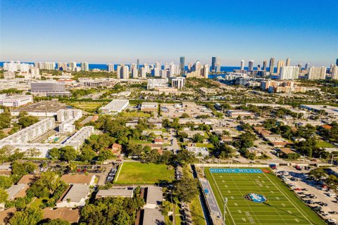 Condo in Miami, Florida, 3 bedrooms  № 1186561 - photo 3