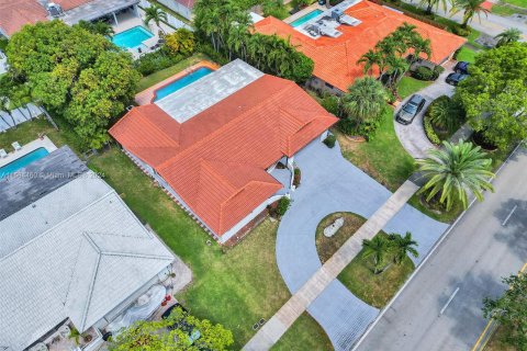 Villa ou maison à vendre à Hollywood, Floride: 3 chambres № 1173045 - photo 4