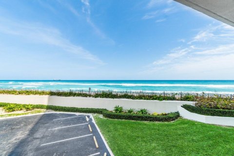 Copropriété à vendre à Riviera Beach, Floride: 2 chambres, 133.31 m2 № 1100095 - photo 8