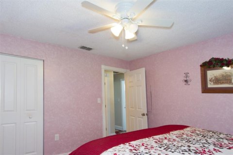 Copropriété à vendre à New Port Richey, Floride: 2 chambres, 91.42 m2 № 1324296 - photo 26