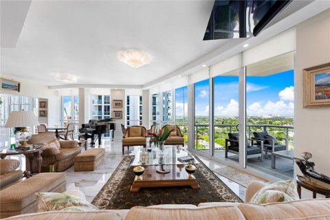 Condominio en venta en Fort Lauderdale, Florida, 3 dormitorios, 303.79 m2 № 52680 - foto 10