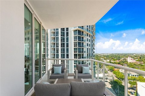 Condominio en venta en Fort Lauderdale, Florida, 3 dormitorios, 303.79 m2 № 52680 - foto 4