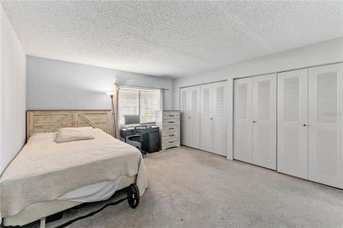 Condo in Tampa, Florida, 2 bedrooms  № 1425524 - photo 7