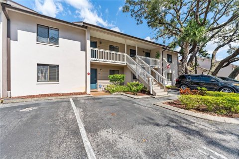 Condo in Tampa, Florida, 2 bedrooms  № 1425524 - photo 17