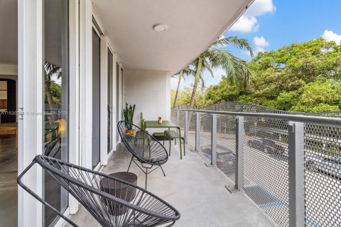 Condominio en venta en Miami Beach, Florida, 2 dormitorios, 119.66 m2 № 998229 - foto 13