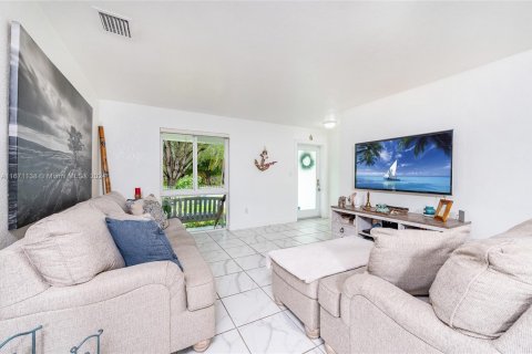 Villa ou maison à vendre à Miami, Floride: 3 chambres, 113.71 m2 № 1391483 - photo 21