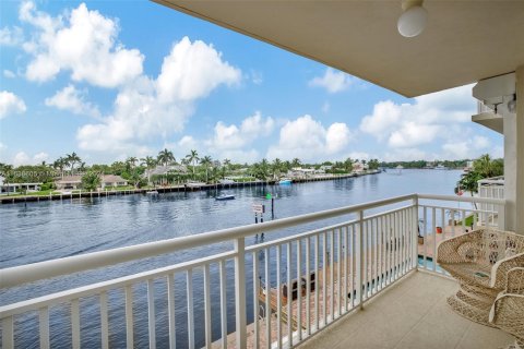 Condo in Pompano Beach, Florida, 2 bedrooms  № 1328217 - photo 23