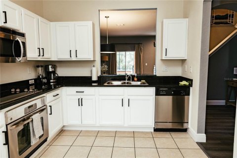 Townhouse in Kissimmee, Florida 3 bedrooms, 133.31 sq.m. № 1287784 - photo 5