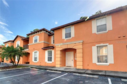 Touwnhouse à vendre à Kissimmee, Floride: 3 chambres, 133.31 m2 № 1287784 - photo 2