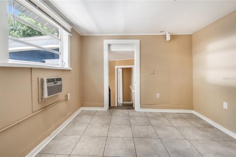 Appartement à louer à Tampa, Floride: 2 chambres, 69.68 m2 № 1386363 - photo 12