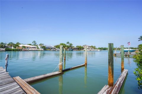 Villa ou maison à louer à Saint Petersburg, Floride: 3 chambres, 118.45 m2 № 1386418 - photo 4