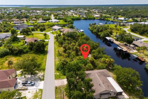 Terreno en venta en Port Charlotte, Florida № 1317905 - foto 3