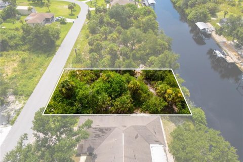 Terreno en venta en Port Charlotte, Florida № 1317905 - foto 10