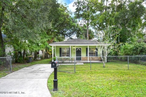 House in Jacksonville, Florida 3 bedrooms, 94.76 sq.m. № 812461 - photo 1