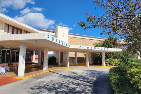 Condo in Aventura, Florida, 1 bedroom  № 1330392 - photo 24