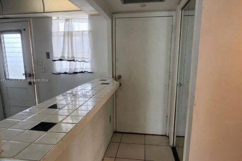 Купить кондоминиум в Авентура, Флорида 1 спальня, 71.35м2, № 1330392 - фото 3