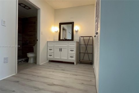 Copropriété à vendre à Aventura, Floride: 2 chambres, 106.47 m2 № 1330430 - photo 15