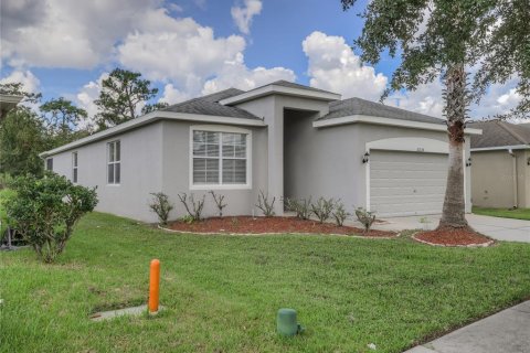 House in Tampa, Florida 3 bedrooms, 181.81 sq.m. № 1394079 - photo 6