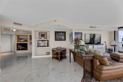 Condo in Aventura, Florida, 4 bedrooms  № 876371 - photo 10