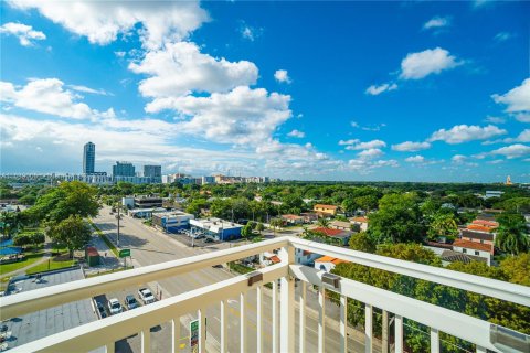 Condominio en venta en Miami, Florida, 2 dormitorios, 99.59 m2 № 1431470 - foto 29