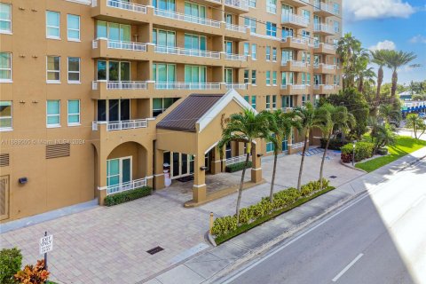 Condominio en venta en Miami, Florida, 2 dormitorios, 99.59 m2 № 1431470 - foto 1