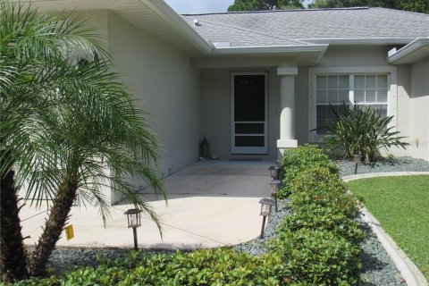 House in North Port, Florida 3 bedrooms, 134.52 sq.m. № 1334006 - photo 2