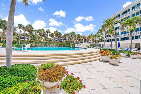 Copropriété à vendre à Palm Beach, Floride: 4 chambres, 291.62 m2 № 1186387 - photo 13