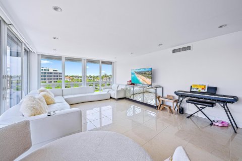 Condominio en venta en Palm Beach, Florida, 4 dormitorios, 291.62 m2 № 1186387 - foto 20