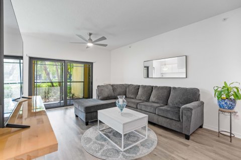 Condo in Palm Beach Gardens, Florida, 1 bedroom  № 1186223 - photo 17