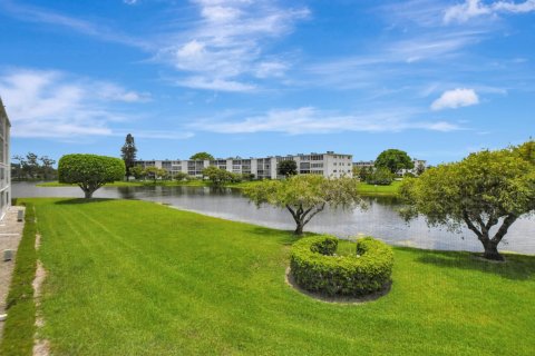 Copropriété à vendre à Boca Raton, Floride: 2 chambres, 81.75 m2 № 1216344 - photo 27