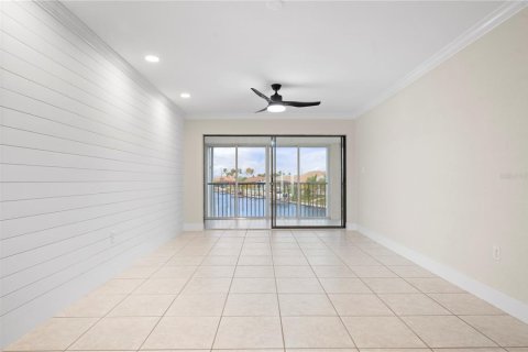 Copropriété à vendre à Punta Gorda, Floride: 2 chambres, 101.17 m2 № 950515 - photo 10