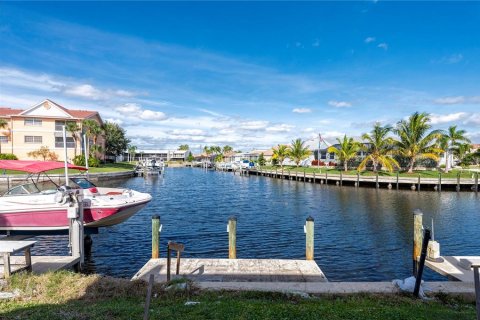 Condo in Punta Gorda, Florida, 2 bedrooms  № 950515 - photo 30