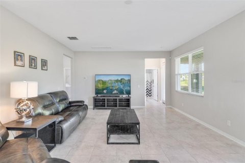 Villa ou maison à vendre à Wesley Chapel, Floride: 5 chambres, 305.83 m2 № 1088400 - photo 13