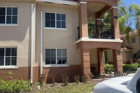 Condo in West Palm Beach, Florida, 3 bedrooms  № 1120092 - photo 19