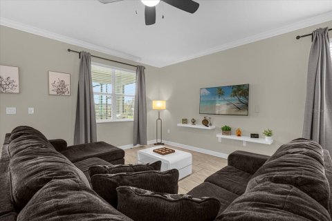 Villa ou maison à vendre à Kissimmee, Floride: 8 chambres, 398.46 m2 № 890973 - photo 15