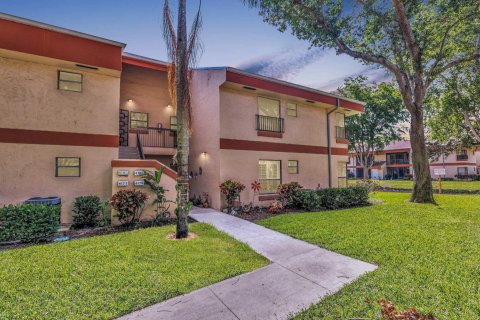 Condominio en venta en Coconut Creek, Florida, 3 dormitorios, 101.54 m2 № 1186578 - foto 15