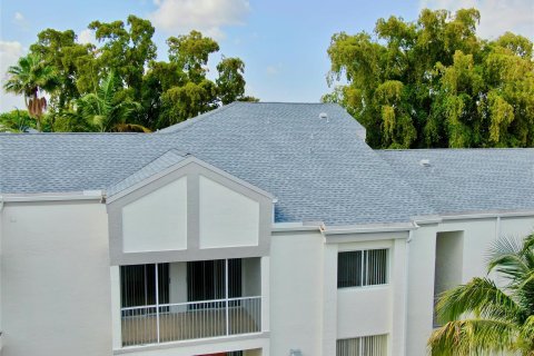 Condominio en venta en Tamarac, Florida, 2 dormitorios, 95.69 m2 № 1186588 - foto 5