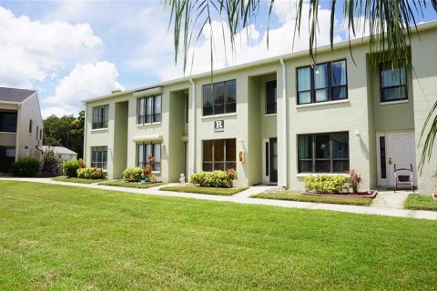 Copropriété à vendre à Lutz, Floride: 2 chambres, 120.77 m2 № 1351179 - photo 1