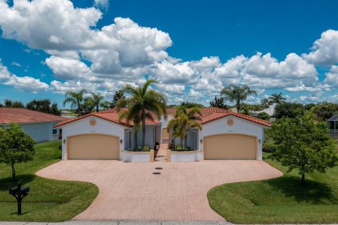 Villa ou maison à vendre à Port Charlotte, Floride: 3 chambres, 162.11 m2 № 436727 - photo 2