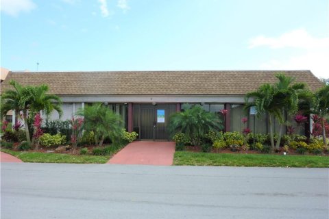 Copropriété à vendre à Sunrise, Floride: 1 chambre, 59.18 m2 № 543023 - photo 12