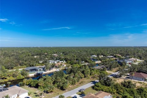 Terreno en venta en Port Charlotte, Florida № 885393 - foto 8