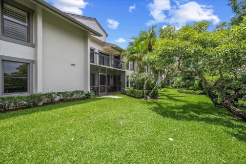 Condo in Wellington, Florida, 2 bedrooms  № 1011624 - photo 2