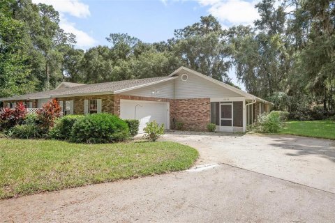 House in DeLand, Florida 3 bedrooms, 176.14 sq.m. № 1392748 - photo 3