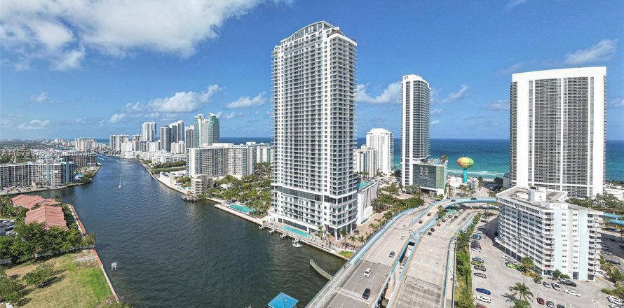 Condo in Hollywood, Florida, 1 bedroom  № 1138884